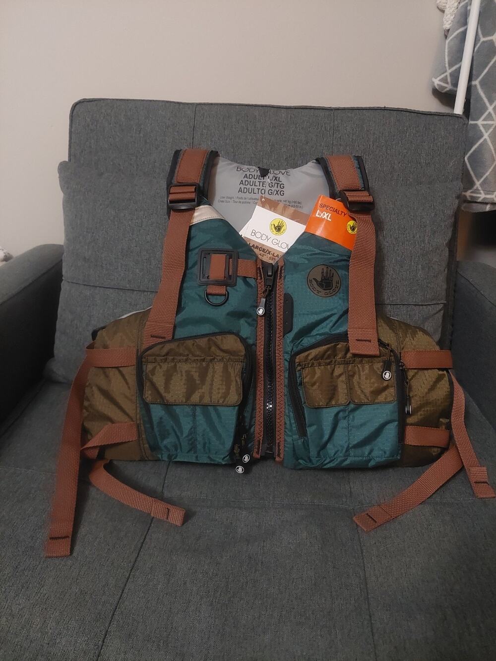 Body Glove Adult Fishing and Paddling Vest Size L/XL, Green Brand New With Tags